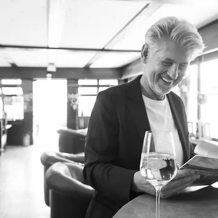 Traube Ruedesheim 酒店 吕德斯海姆