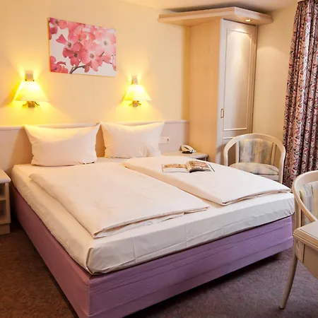 Traube Ruedesheim 4*