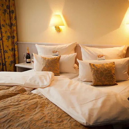 Traube Ruedesheim Hotel 4*